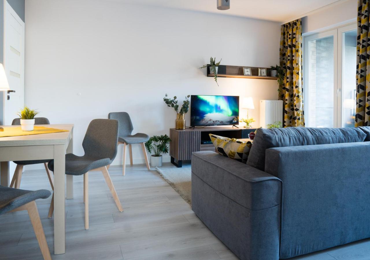 Apartament Sloneczny Kamienica Grochow With Free Parking Warsaw Exterior photo