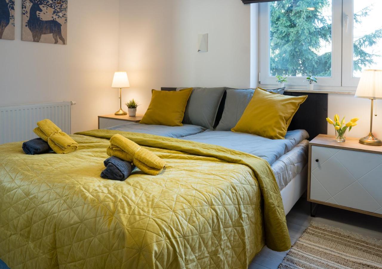 Apartament Sloneczny Kamienica Grochow With Free Parking Warsaw Exterior photo