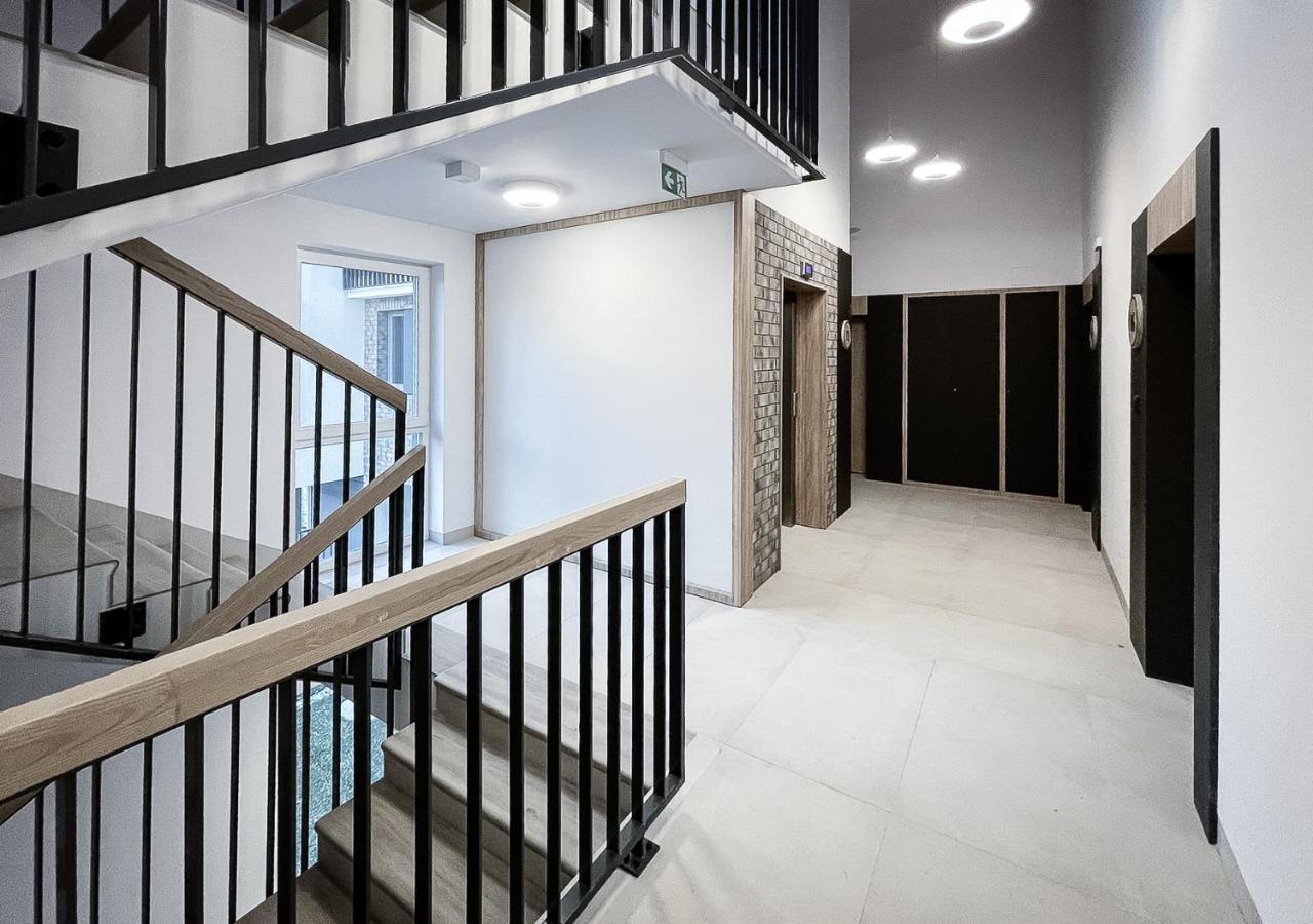 Apartament Sloneczny Kamienica Grochow With Free Parking Warsaw Exterior photo